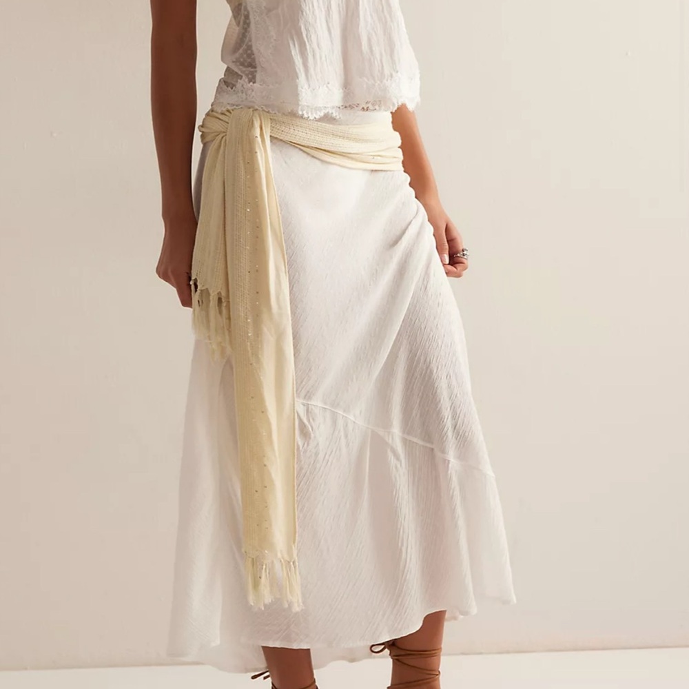Sweet on You Bias Half Slip - Clean Ivory